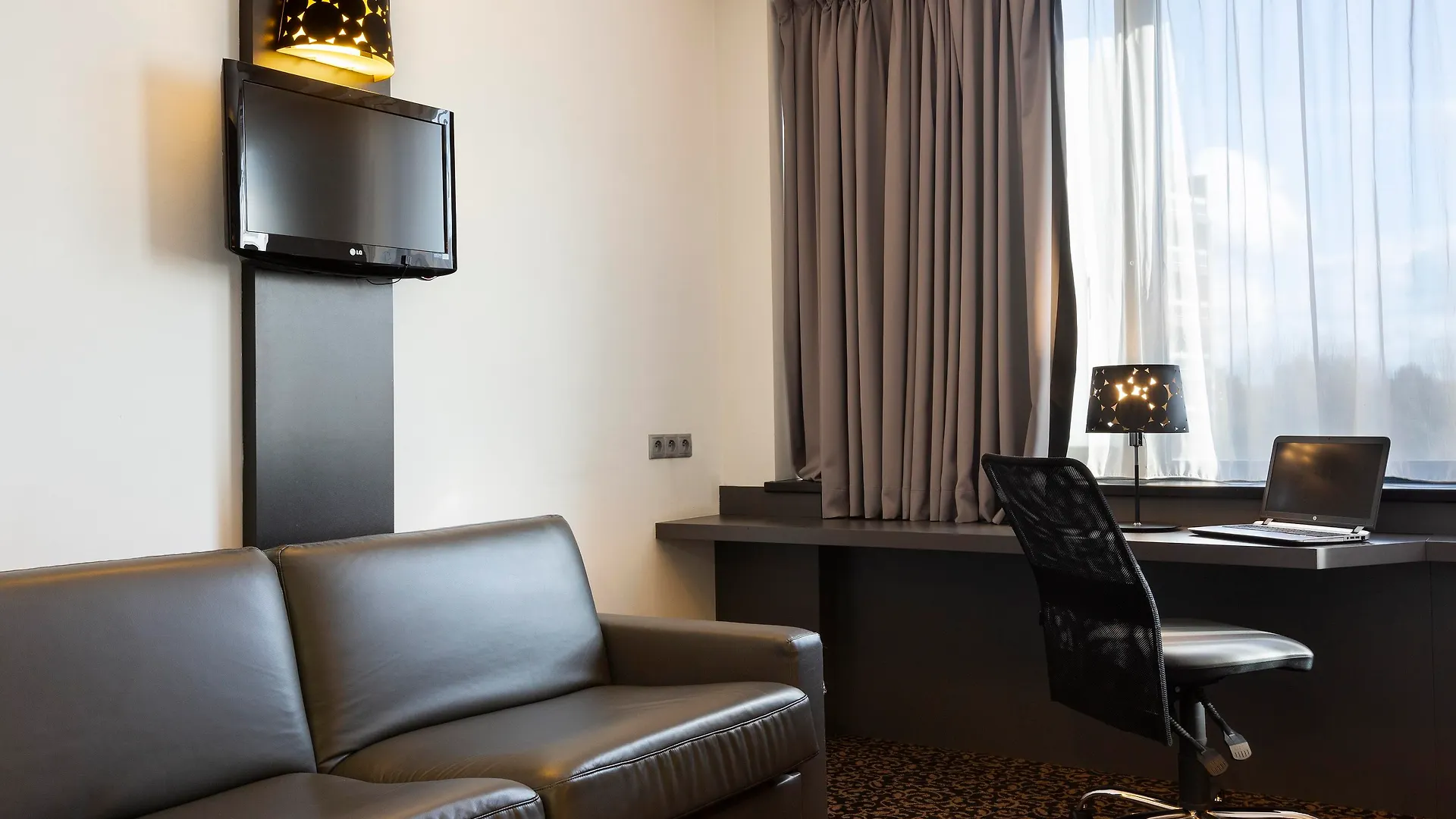 B&B Hotel Brussels East Woluwe 4*,  Belgien