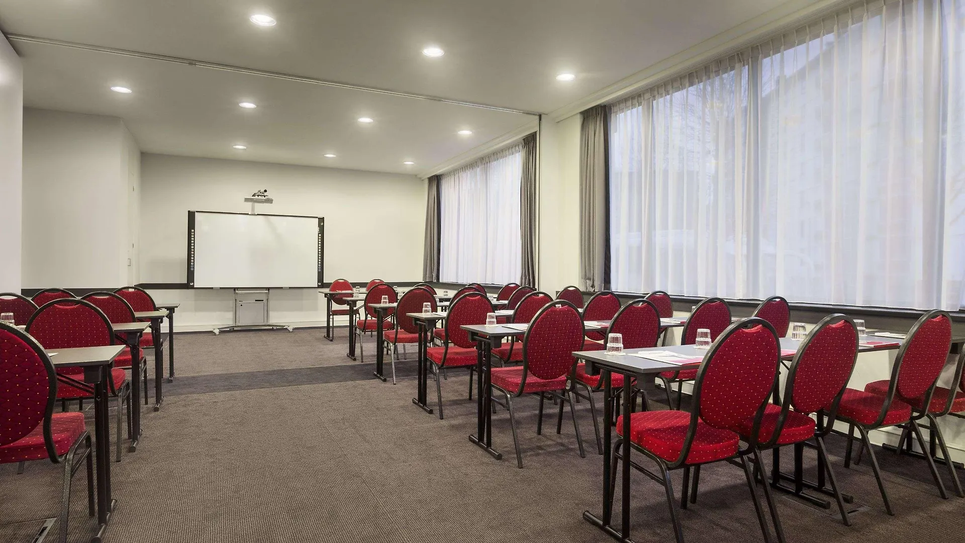 ****  B&B Hotel Brussels East Woluwe Belgien